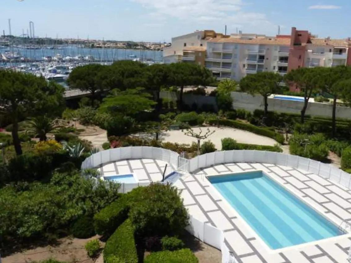 Studio Cabine Vue Port Avec Parking Prive, Piscine, Parc, Boulodrome Агде Екстериор снимка