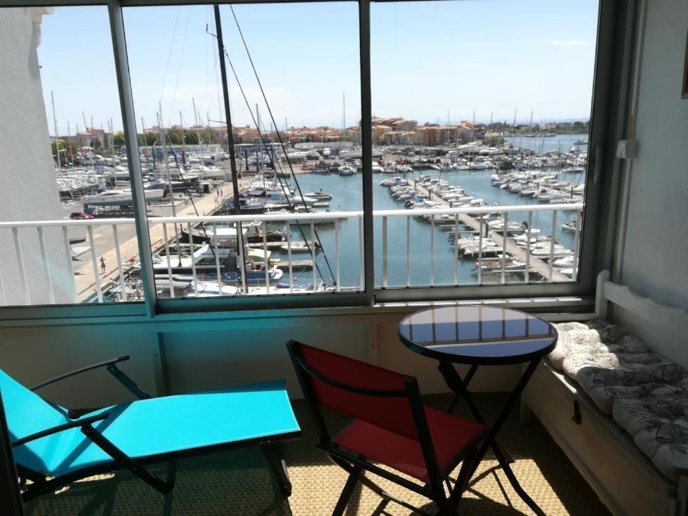 Studio Cabine Vue Port Avec Parking Prive, Piscine, Parc, Boulodrome Агде Екстериор снимка
